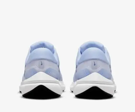 Nike Air Zoom Vomero 16