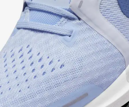 Nike Air Zoom Vomero 16