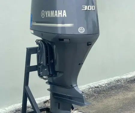 Yamaha 300HP Outboard Boat Engine
