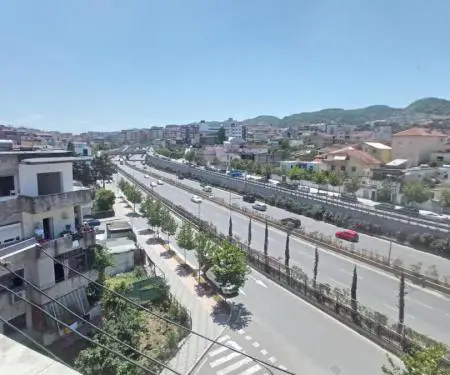 Shitet Apartament 2+1 tek Tirana e Re (mbrapa shkollës 26 nëntori)