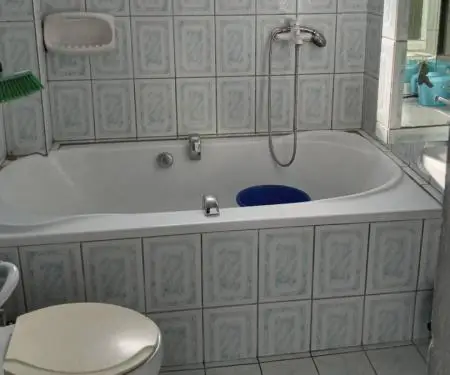 Shitet Apartament 2+1, Mobilim i ri, Çertifikatë Pronësie