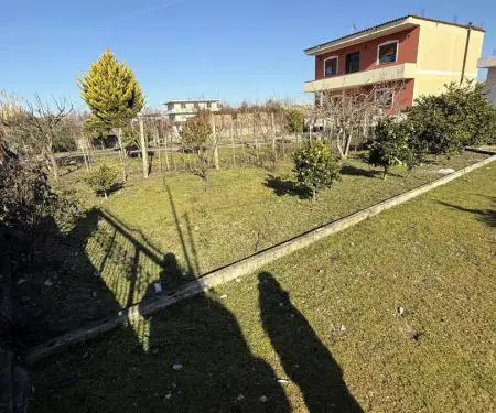 SHITET SHTEPI + TOKE 1300m2
