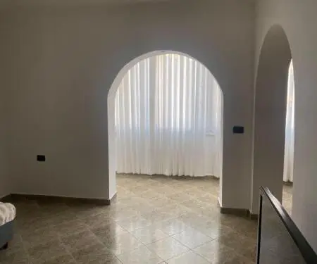 Apartment 2+1 tek Ali Demi prane shkolles 1Maji
