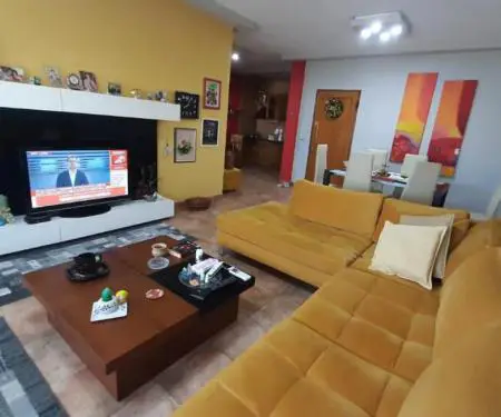 Shitet Apartament 3+1+2 Rr.DIBRES 160.000 €