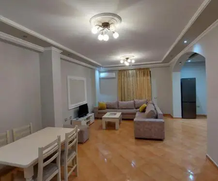 Jepet apartament 2+1 me qera Fresk Rr.Thesarit