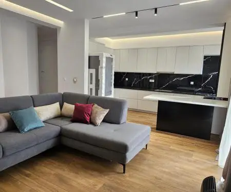 Jepet apartament 3+2+2 me qera Babrru