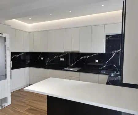 Jepet apartament 3+2+2 me qera Babrru - 8