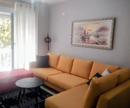 Jepet me qera Apartament 2+1+2 Kompleksi "Kontakt 21" Dhjetori! Tirane '