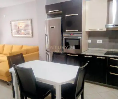 Jepet me qera Apartament 2+1+2 Kompleksi "Kontakt 21" Dhjetori! Tirane '