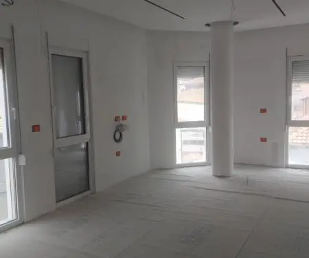 Apartement i ri
