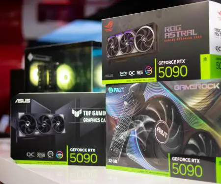 GeForce RTX 5090, RTX 5080, RTX 5070 Ti, RTX 5070, RTX 4090, RTX 4080 Super,  RTX 4080, RTX 4070 Ti