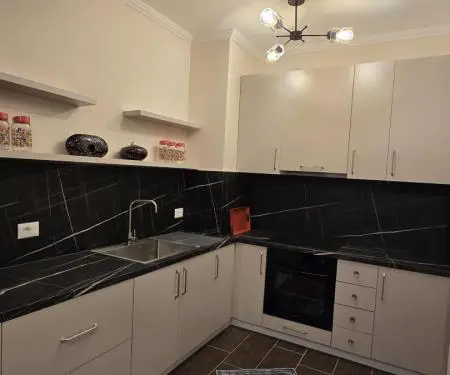 Apartament i Ri 2+1+2 dhe 3 ballkone