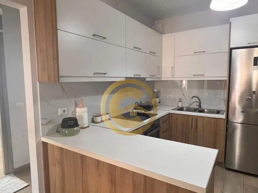 Apartament 2+1 me pamje mahnitëse nga deti – elegancë dhe komoditet në zemër të Sarandës - 4/10