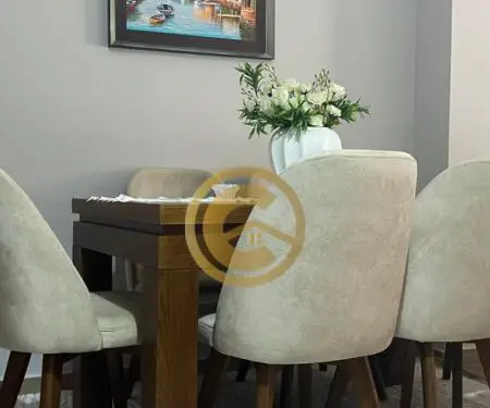 Apartament 2+1 me pamje mahnitëse nga deti – elegancë dhe komoditet në zemër të Sarandës