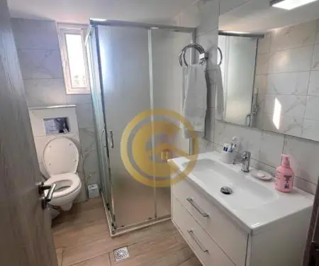 Apartament 2+1 me pamje mahnitëse nga deti – elegancë dhe komoditet në zemër të Sarandës - 9