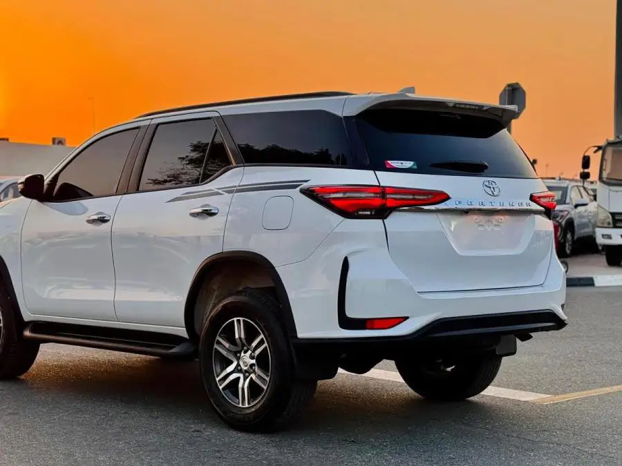 Neatly Used Vehicles For Sale - 3/5