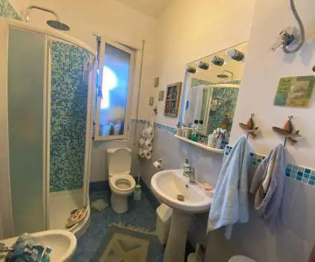 SHITET APARTAMENT 2+1+2 PAMJE DETI  PLAZH DURRES 140000 EURO