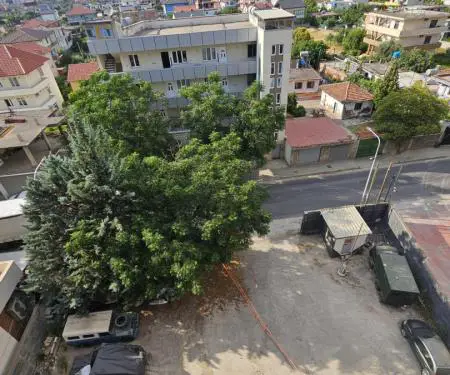 Jepet me qira godine industriale