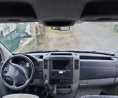 Mercedes Benz Sprinter 515