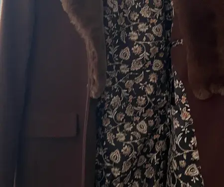 Pallto per meshkuj e re me pellush