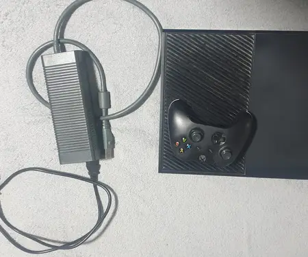 Xbox One + Lojra