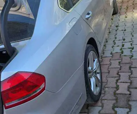 Shitet Makina Passat 2013