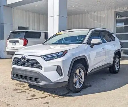 Selling My 2023 Toyota Rav4 Xle Awd