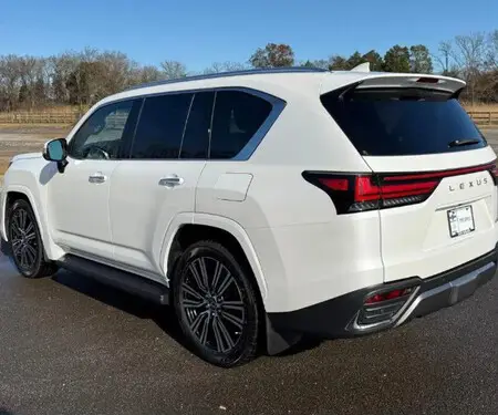 2023 Lexus LX600 4WD Gcc Full Options 16,200KM