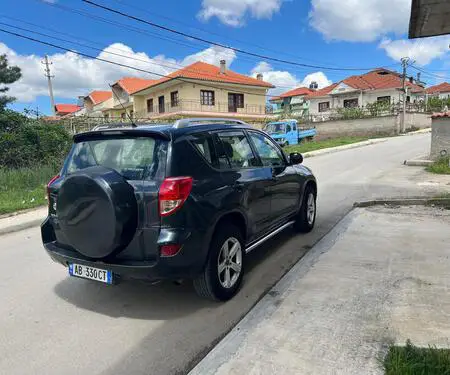 Toyota Rav 4 - 6