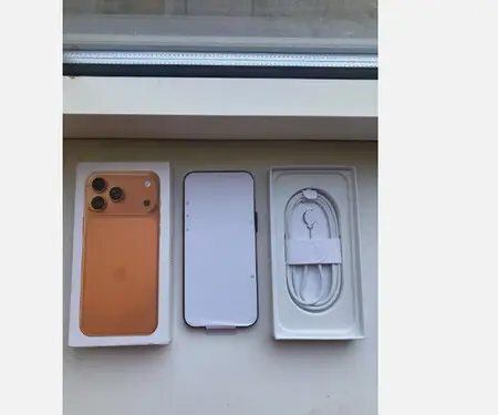 Wholesales Apple iPhone 17pro Max 1Tb & Sony Ps5 Pro 2Tb Bundle
