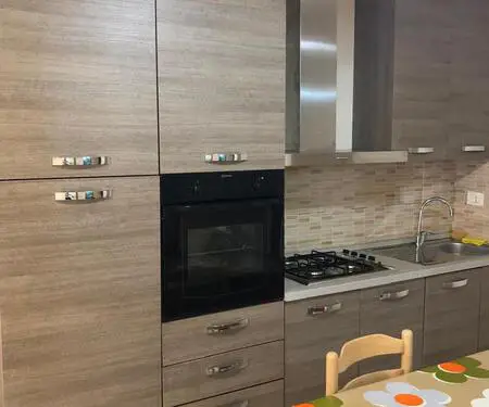 Shitet apartament 1+1 tek Pitagora, Yzberisht 95 000 eur