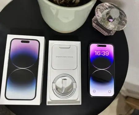WTS Apple iPhone 14 and 14 Pro Max New