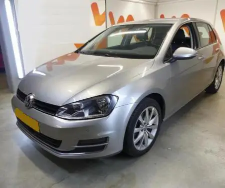 VOLKSWAGEN GOLF VII 2.0 CR TDI HIGHLINE DSG
