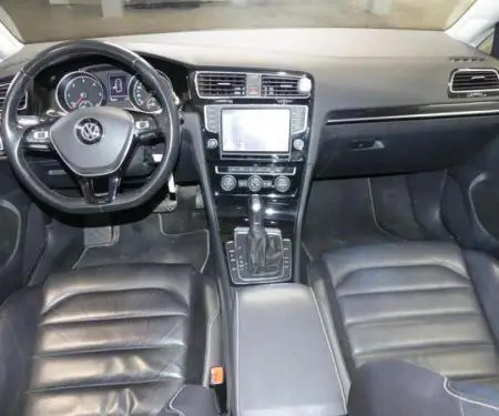 VOLKSWAGEN GOLF VII 2.0 CR TDI HIGHLINE DSG