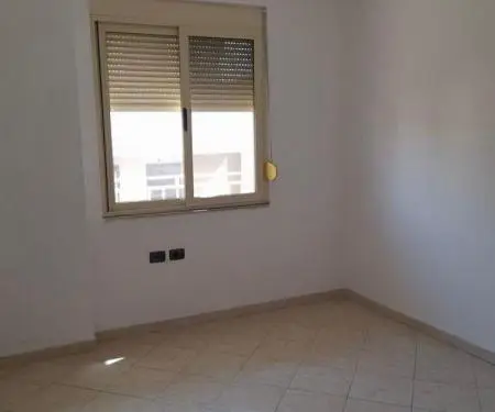 Shitet  Apartamenti