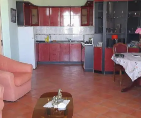 Shitet  Apartamenti