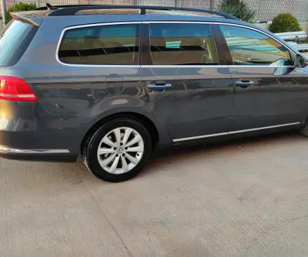 Shitet Volkswagen Passat i 2013, gjendja super!!!