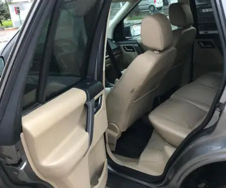 Land Rover 2009