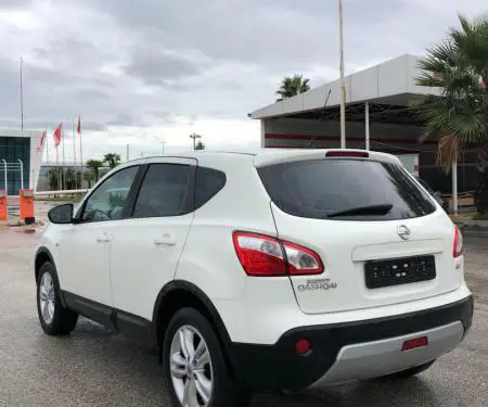 Nisan Qashqai 2010 - 6