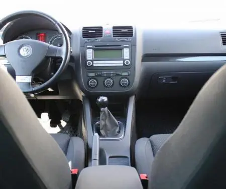 Volkswagen Golf 4D GT SPORT