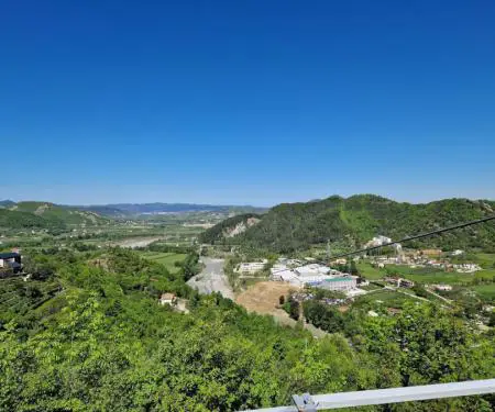 Shitet Toke ne Petrele ngjitur me Zipline Albania