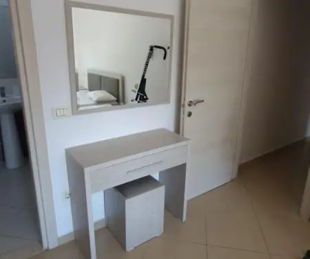 APARTAMENT ME QERA  UNAZE TE RE  RRUGA  TEODOR KEKO