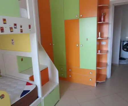 APARTAMENT ME QERA  UNAZE TE RE  RRUGA  TEODOR KEKO