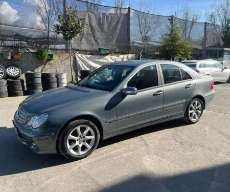 SHITET C220 AUTOMAT 2005