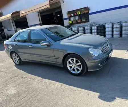 SHITET C220 AUTOMAT 2005 - 7