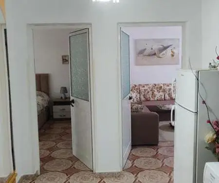Shitet apartament 2+1 te brryli perball maternitetit te ri.