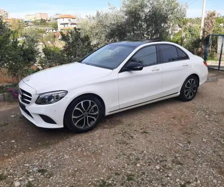 Mercedes Benz C220