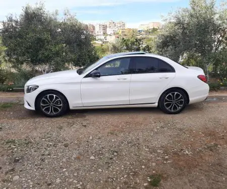 Mercedes Benz C220