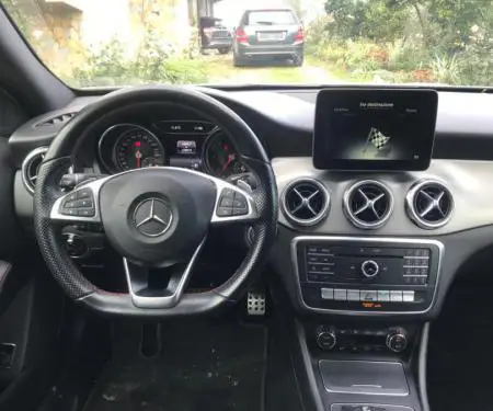 Mercedes Benz GLA200 4Matic - 7