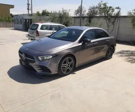 Mercedes Benz A180